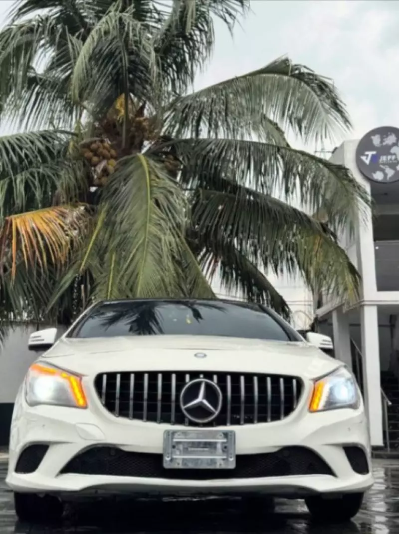 Mercedes-Benz CLA-Class   - 2014