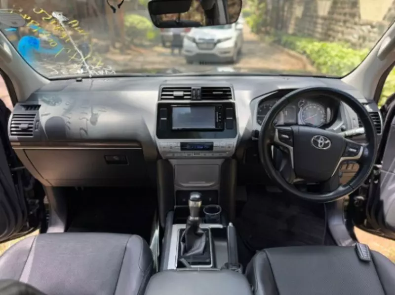 Toyota Land Cruiser   - 2018
