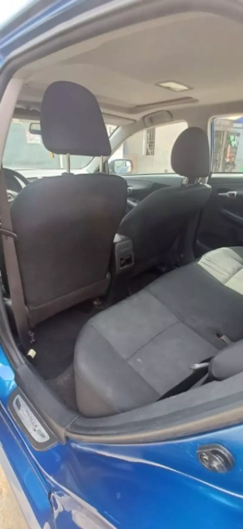 Toyota Corolla   - 2010