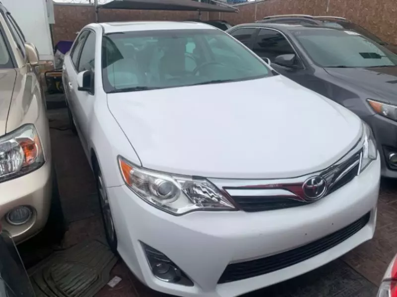 TOYOTA Camry   - 2014
