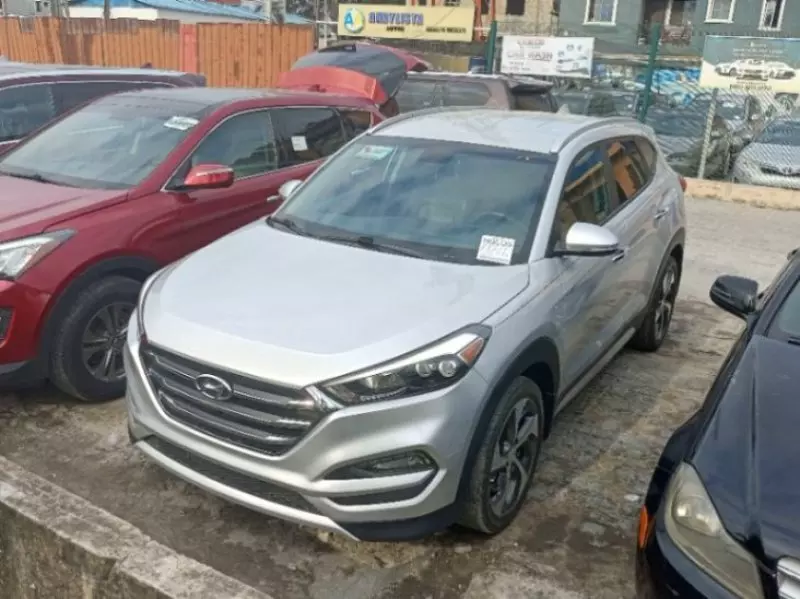 Hyundai Tucson   - 2018