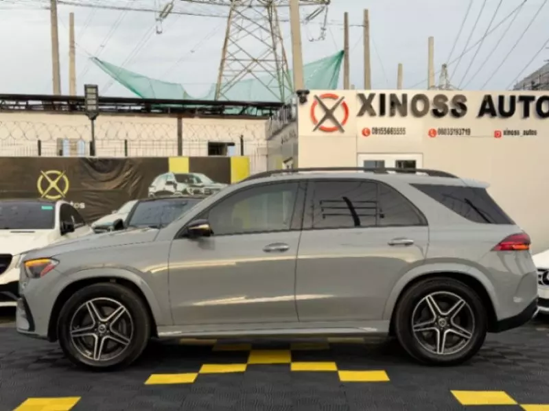 Mercedes-Benz GLE-Class   - 2024