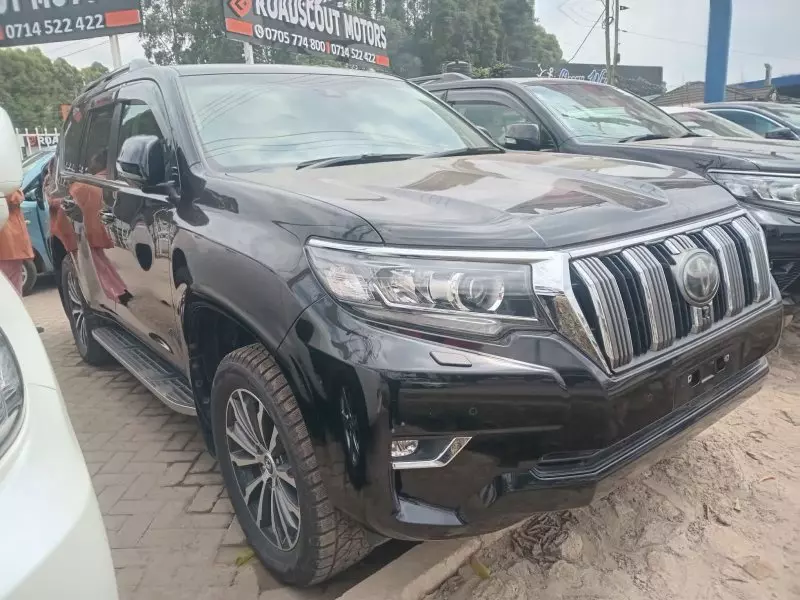 TOYOTA Landcruiser Prado   - 2019