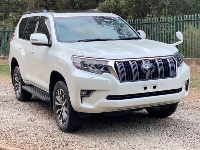 TOYOTA Landcruiser Prado - 2019