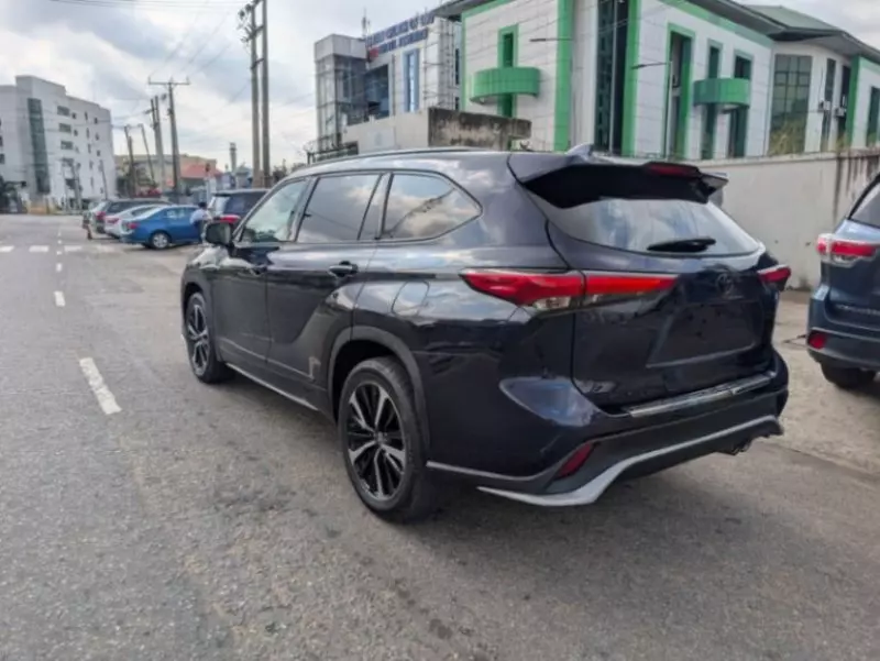 TOYOTA Highlander   - 2022