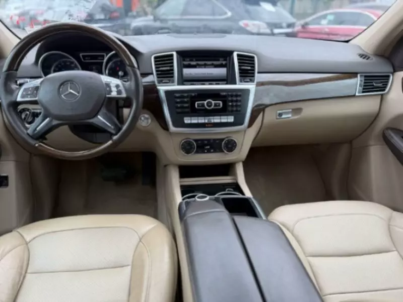 Mercedes-Benz ML 350   - 2013