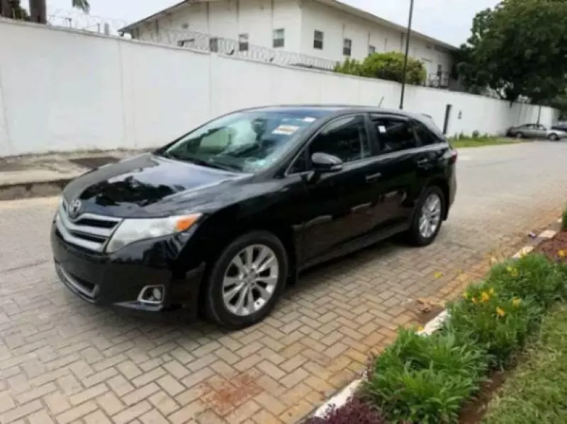TOYOTA Venza   - 2013