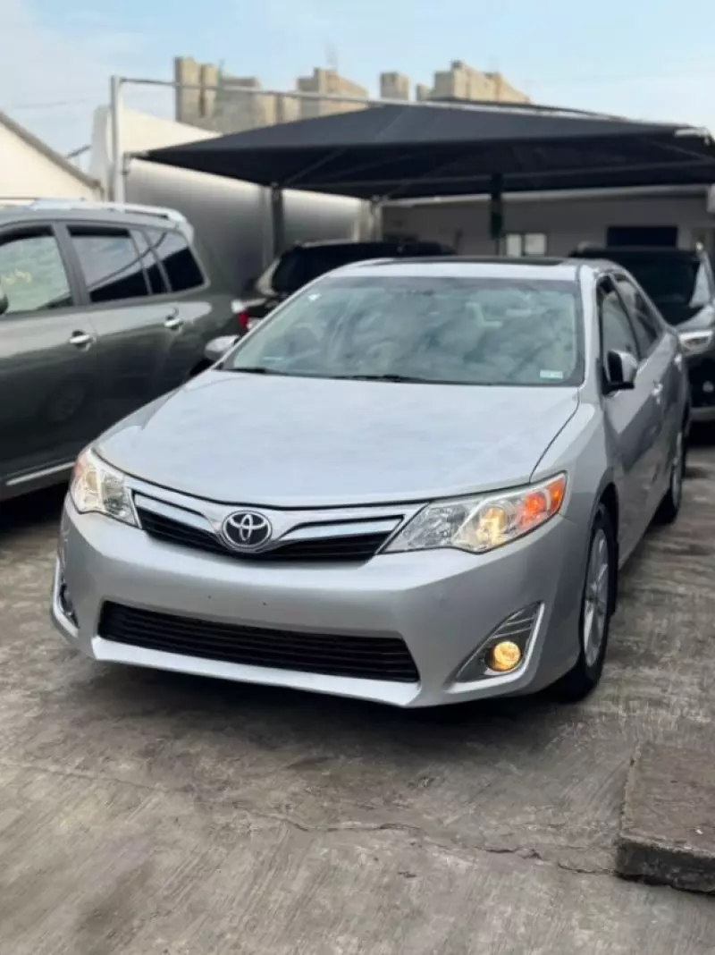 TOYOTA Camry   - 2014