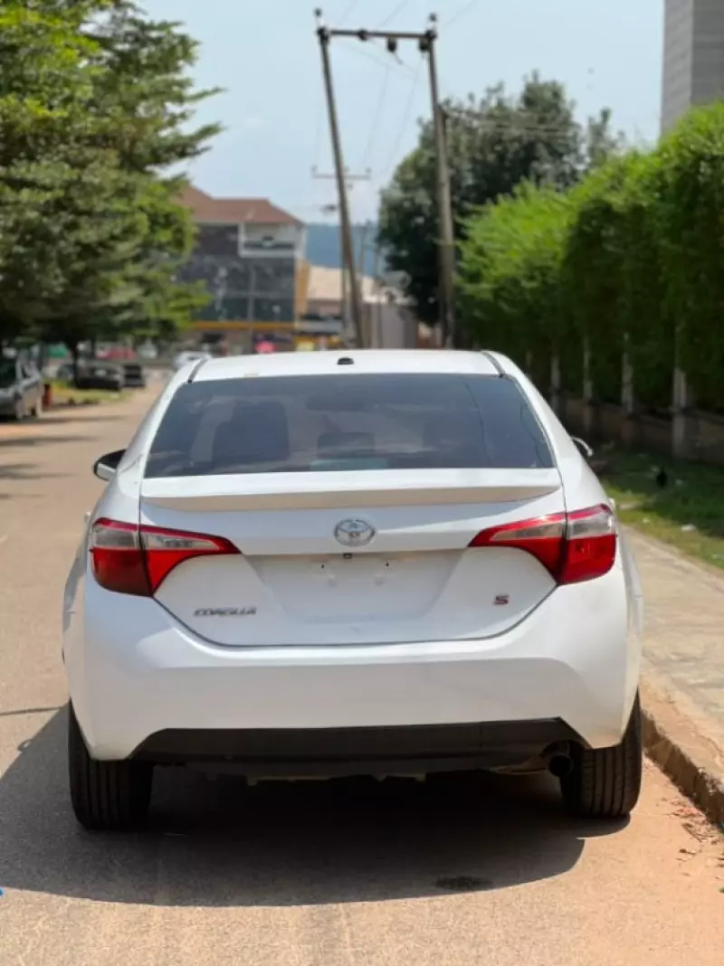 TOYOTA Corolla   - 2014