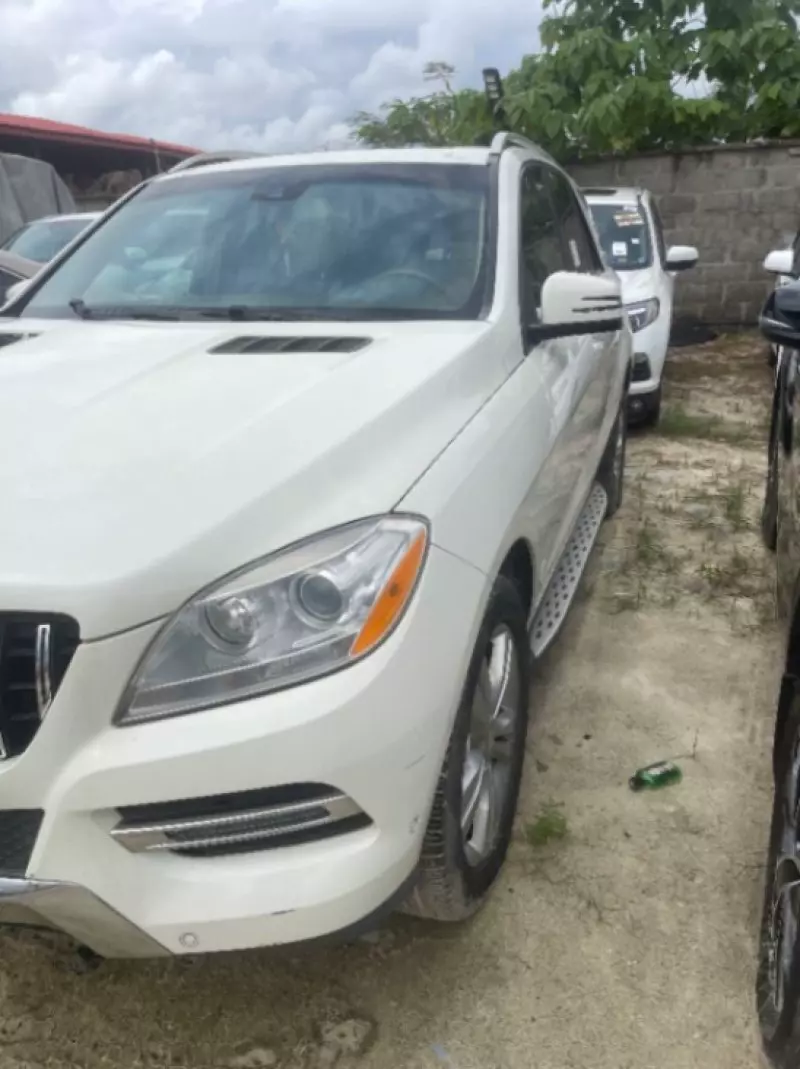 Mercedes-Benz ML 350   - 2012