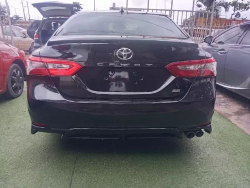 Toyota camry   - 2019