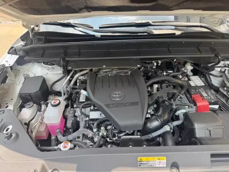 Toyota Highlander   - 2024