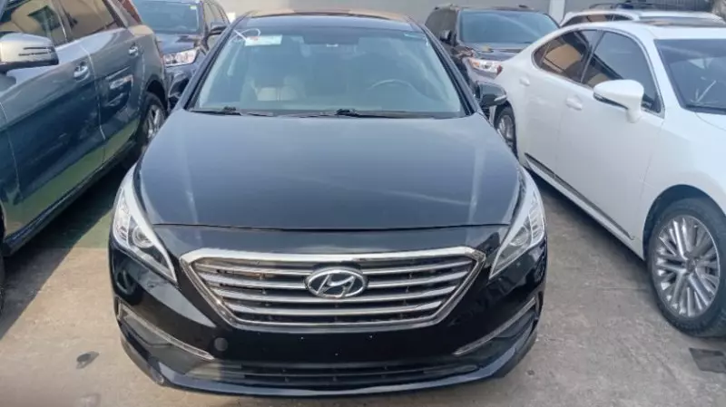 Hyundai Sonata   - 2015