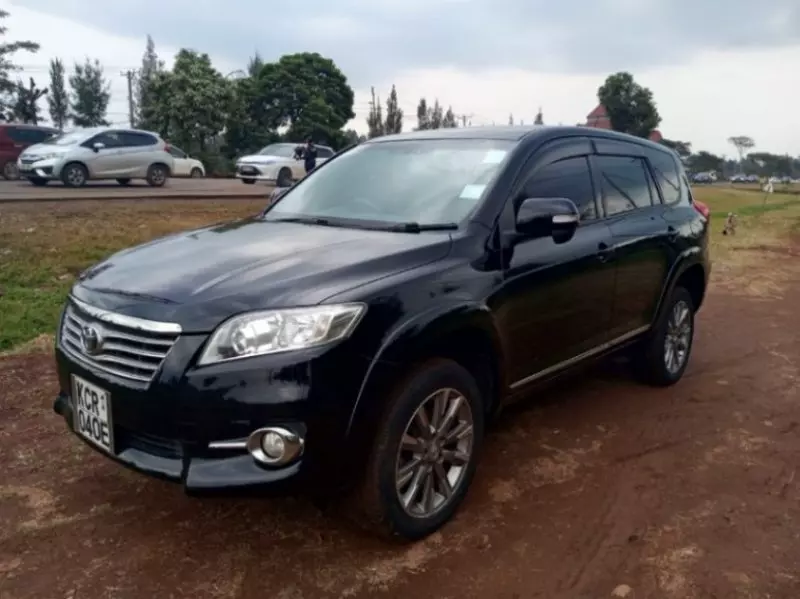 Toyota Vanguard    - 2013
