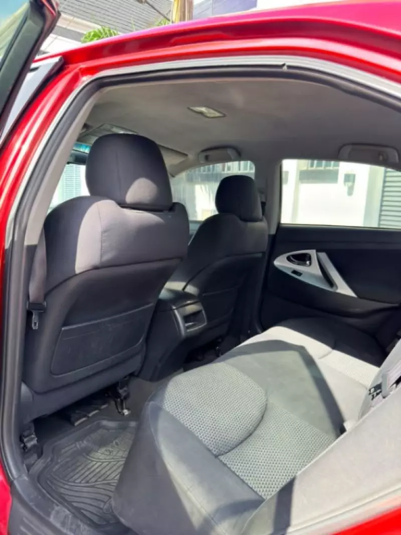 TOYOTA Camry   - 2010