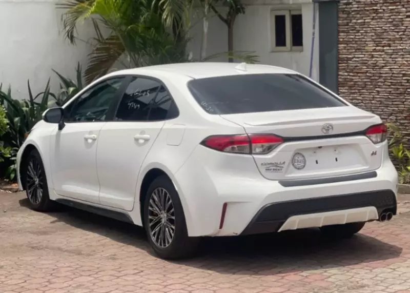 TOYOTA Corolla   - 2020