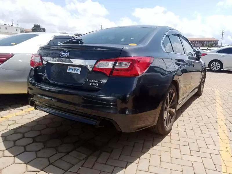 Subaru Legacy B4   - 2015