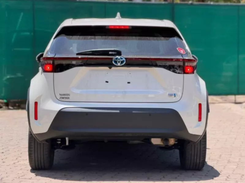 TOYOTA Yaris   - 2020