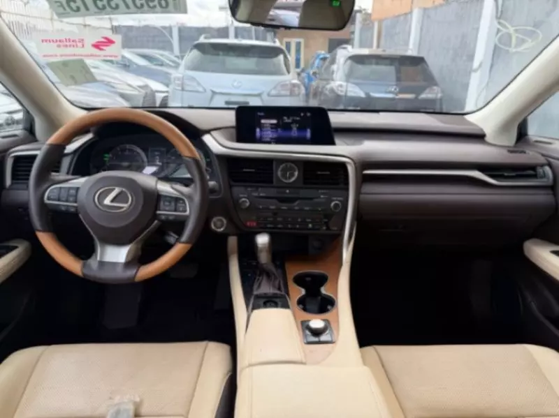 Lexus RX   - 2018