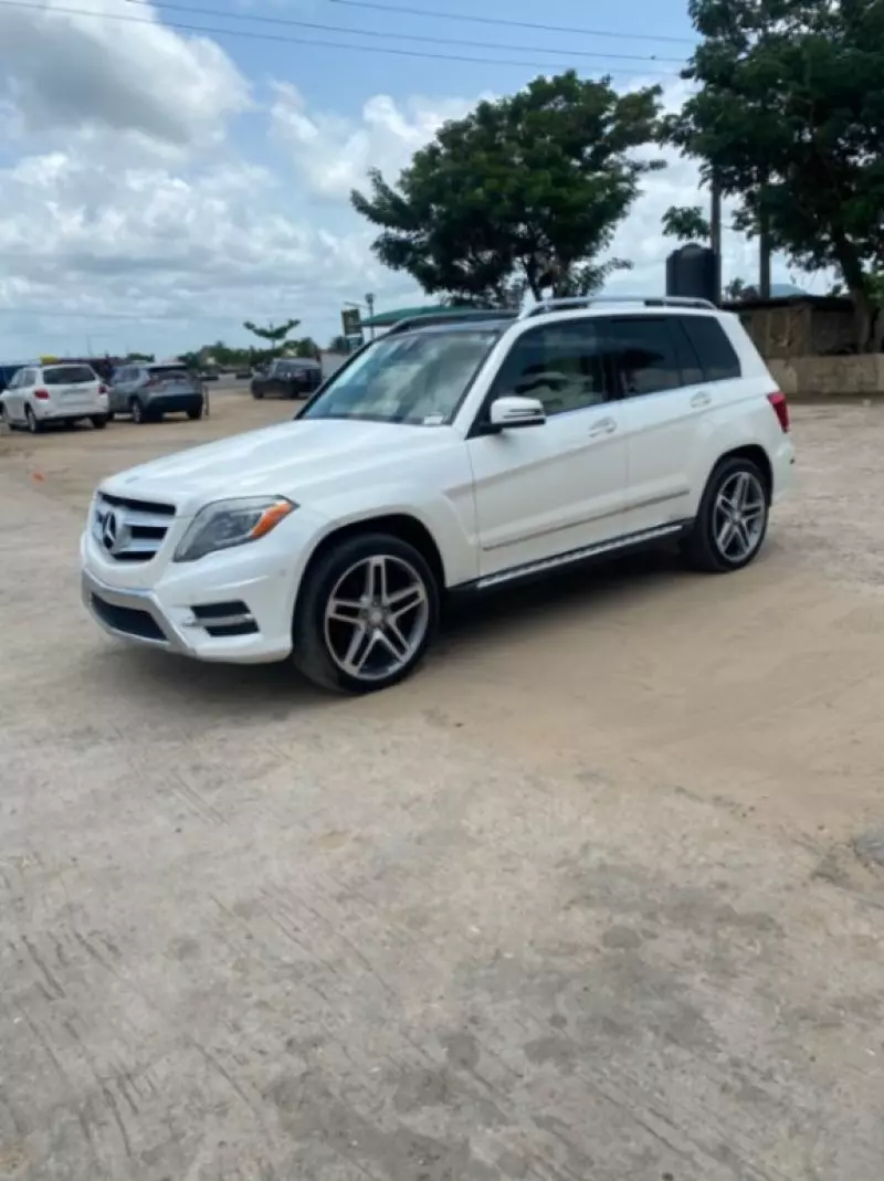 Mercedes-Benz GLK 350   - 2013