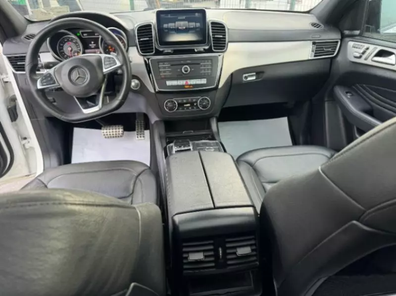 Mercedes-Benz GLE 450   - 2016