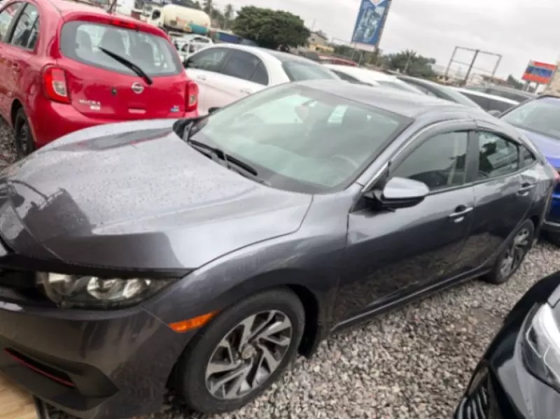Honda Civic   - 2016