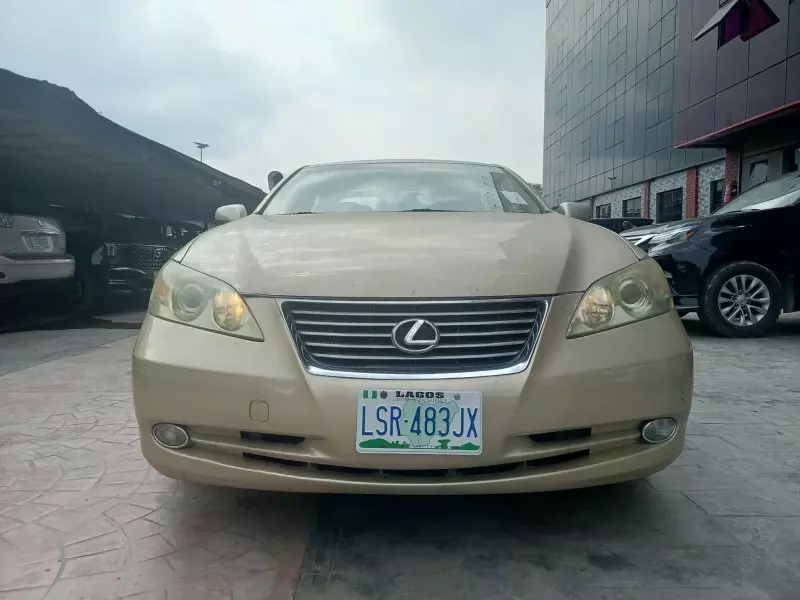 Lexus ES   - 2008