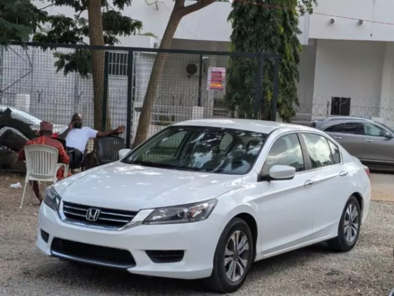 Honda Accord   - 2013