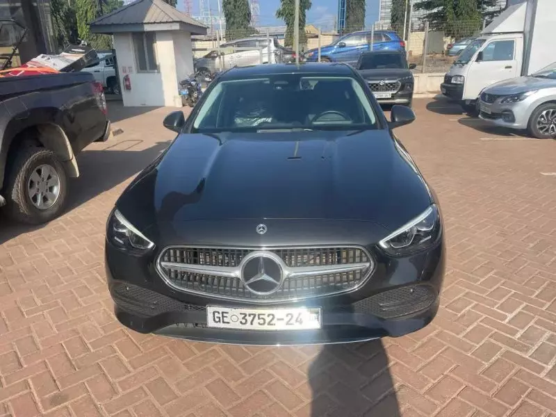Mercedes-Benz C 180   - 2024