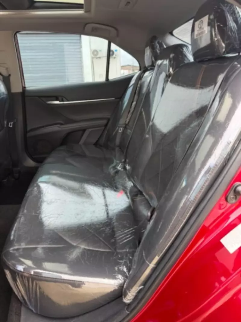 TOYOTA Camry - 2018