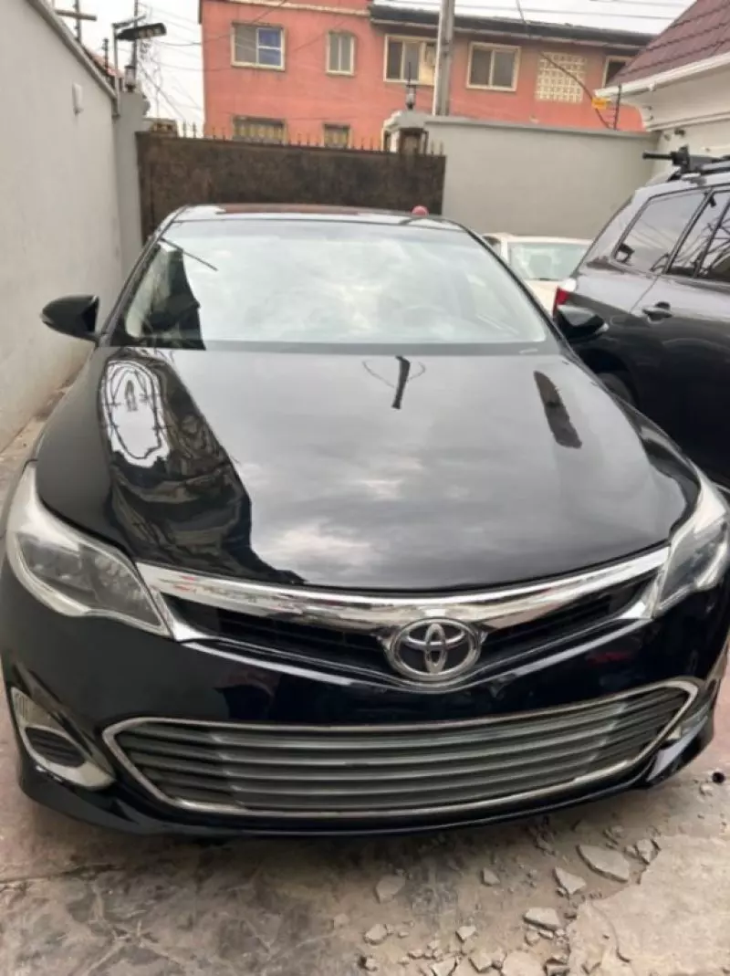 TOYOTA Avalon   - 2013