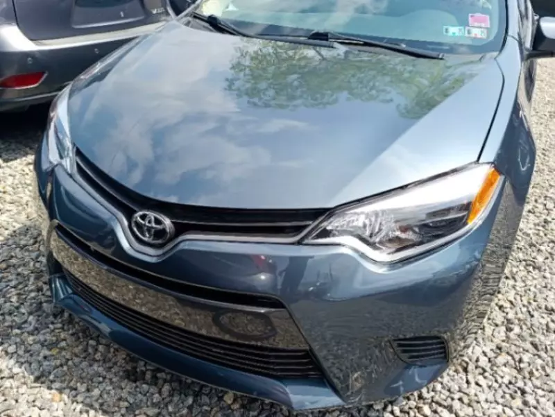 Toyota Corolla   - 2015