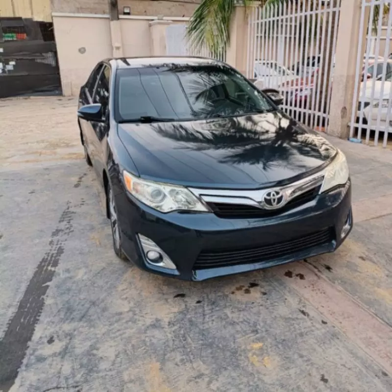 TOYOTA Camry - 2013