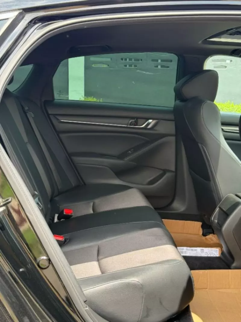 Honda Accord   - 2018