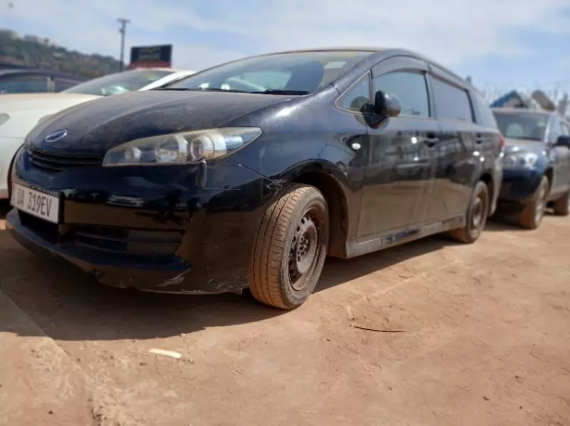 TOYOTA Wish   - 2011