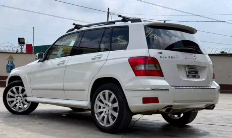 Mercedes-Benz GLK 350   - 2010