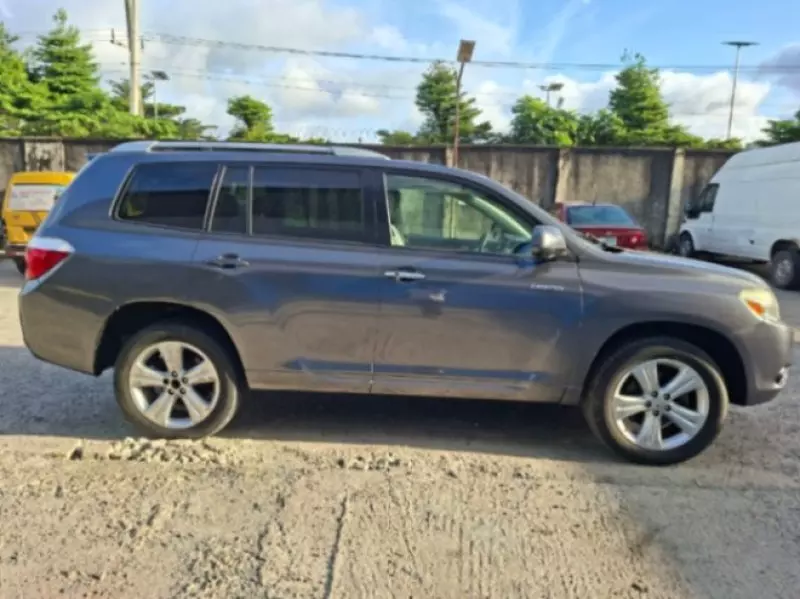 TOYOTA Highlander   - 2008