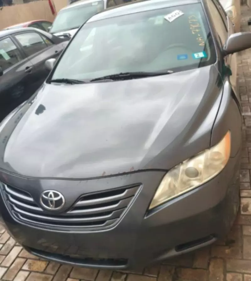 TOYOTA Camry   - 2009