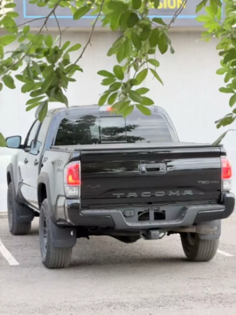 TOYOTA Tacoma   - 2020