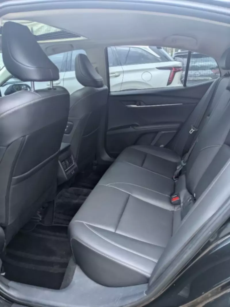 TOYOTA Camry - 2024