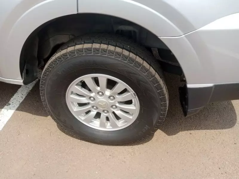 Mitsubishi Pajero   - 2012