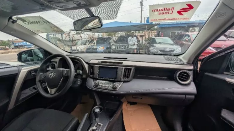 Toyota RAV 4   - 2014