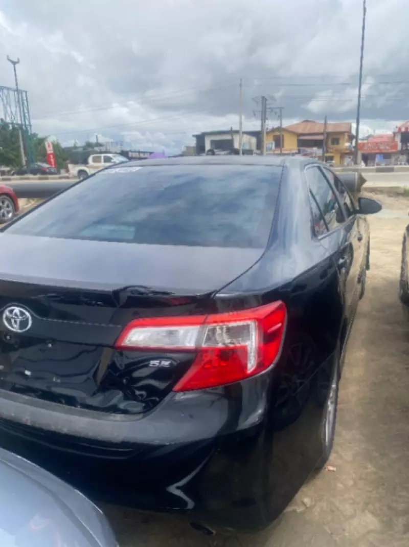 TOYOTA Camry   - 2015