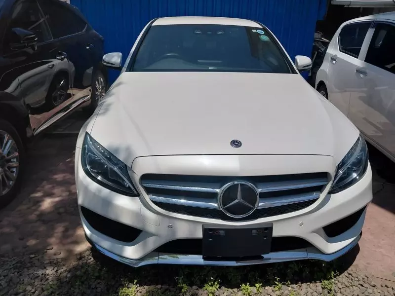 Mercedes-Benz C 180 - 2016