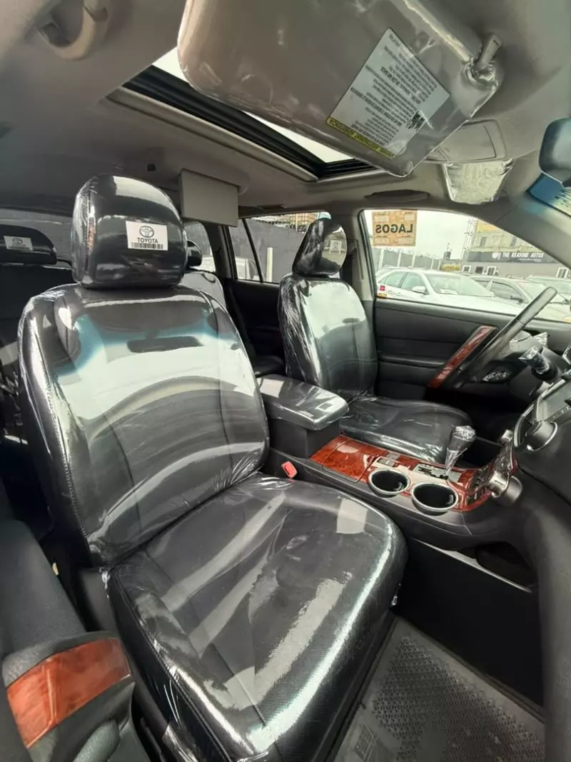TOYOTA Highlander   - 2013