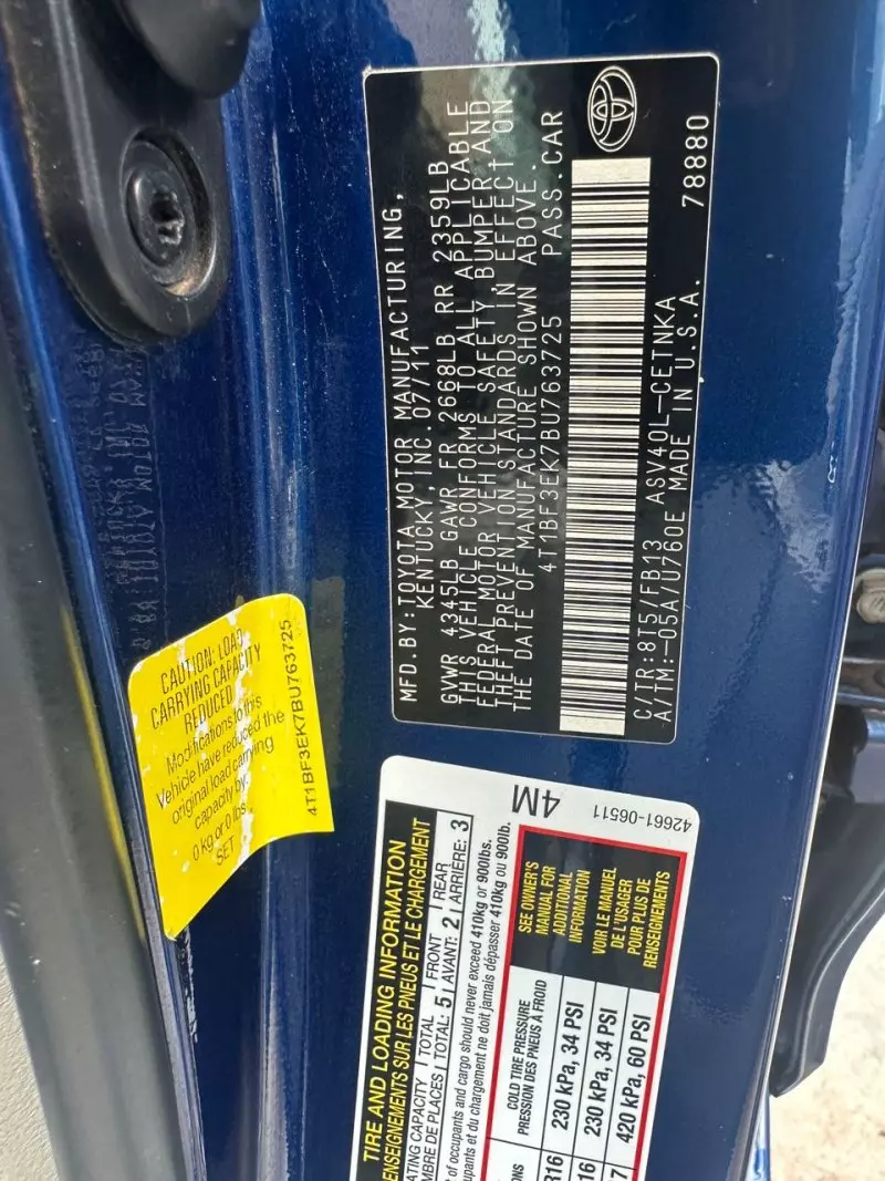 TOYOTA Camry   - 2011