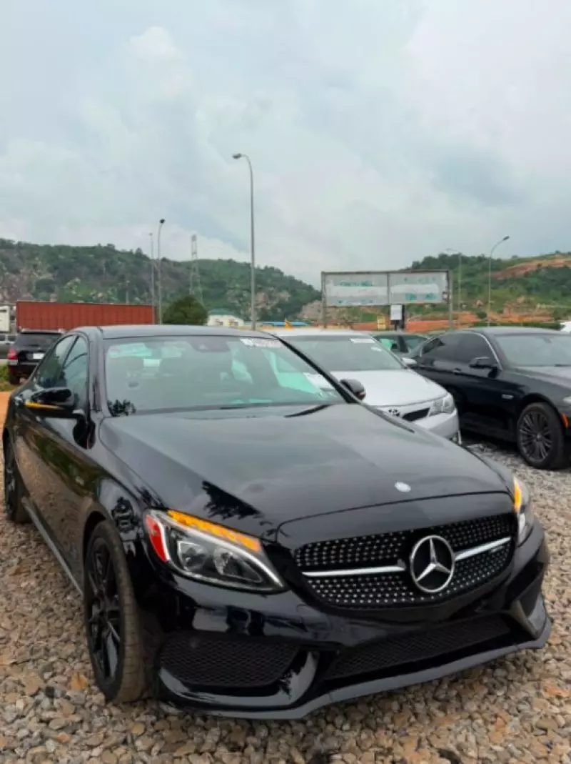 Mercedes-Benz C-Class   - 2017
