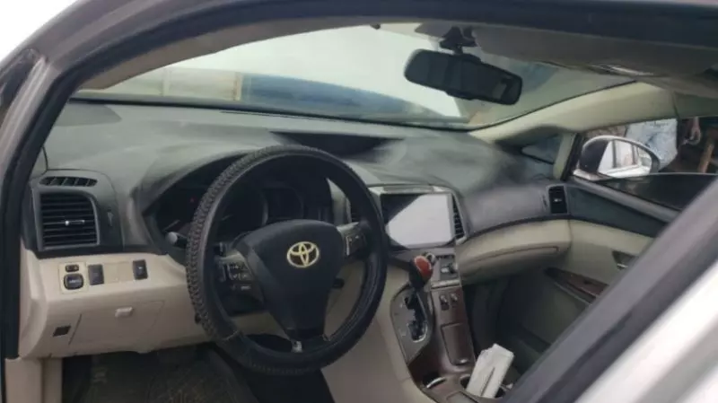 TOYOTA Venza   - 2010