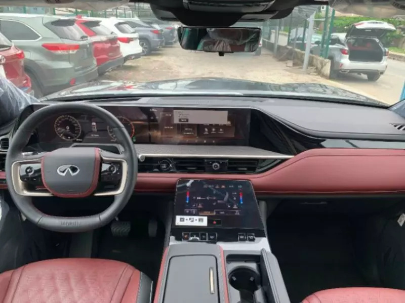 Infiniti QX80 - 2025