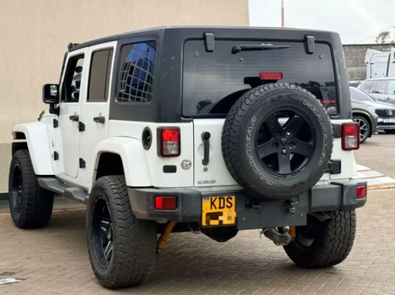 JEEP Wrangler Sahara   - 2014